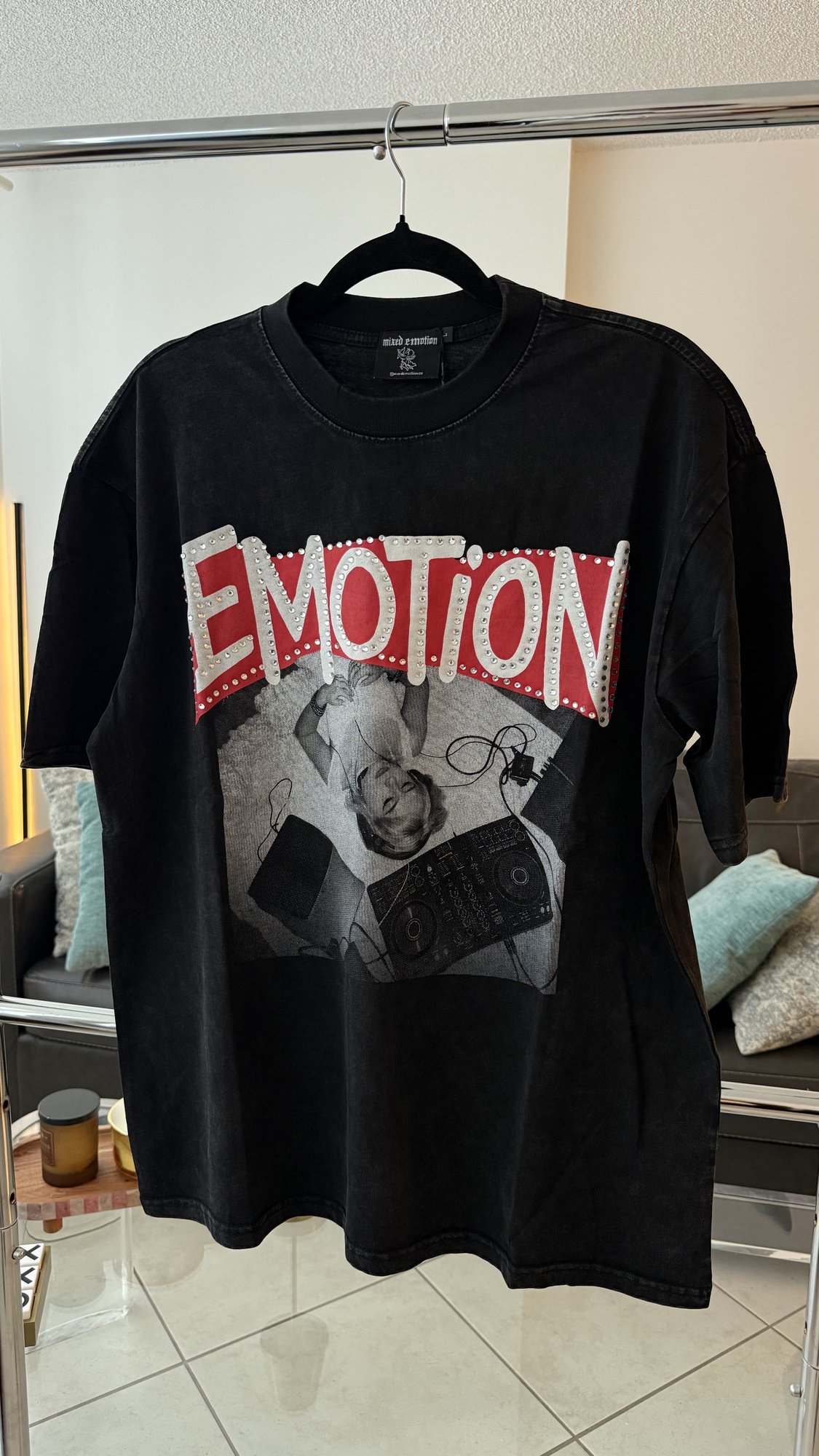 T-Shirt Mixed Emotion